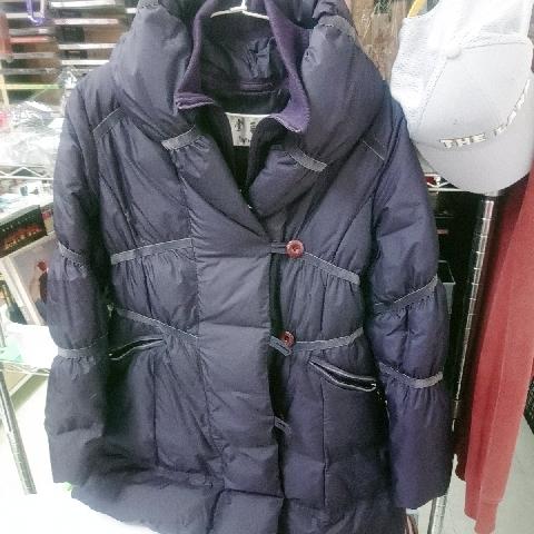 棠葳羽絨外套L號 - EcoLoop Reuse 示範店 二手商品
