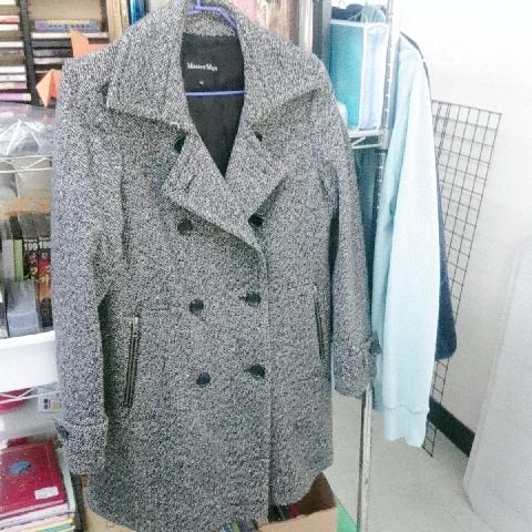 女大衣外套40號 - EcoLoop Reuse 示範店 二手商品