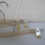 衣架塑膠脆化無法使用 - EcoLoop Reuse 示範店 二手商品