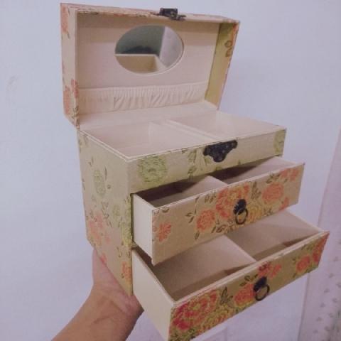 珠寶盒 - EcoLoop Reuse 示範店 二手商品