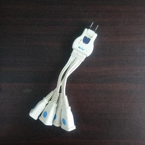 一對四轉接電源線15A - EcoLoop Reuse 示範店 二手商品