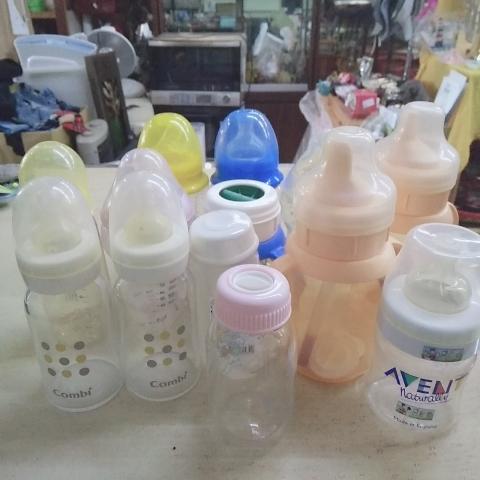 奶瓶一堆(不零售) - EcoLoop Reuse 示範店 二手商品